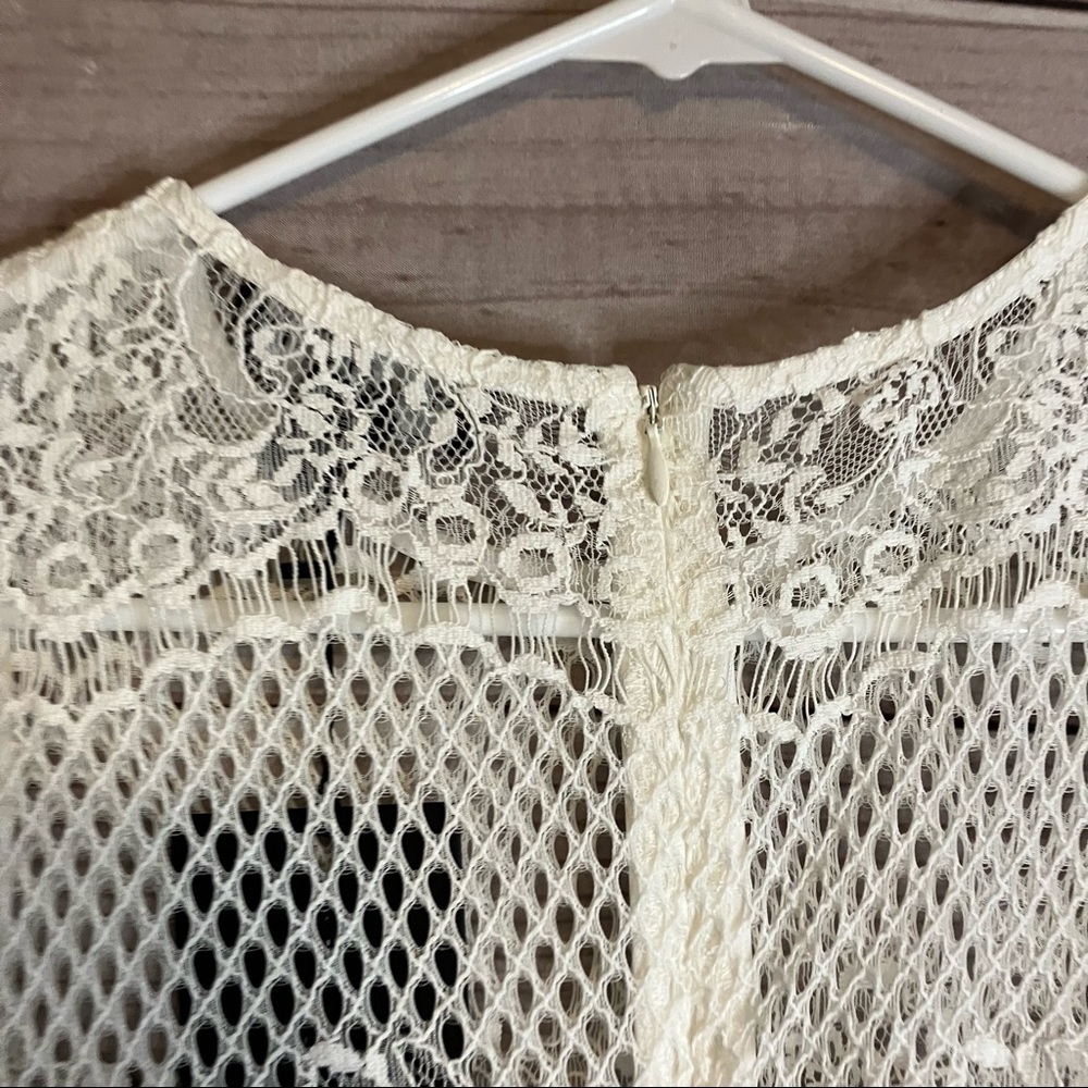 STYLE Stalker Elliot Bodycon Lace Midi Dress - Picture 11 of 14